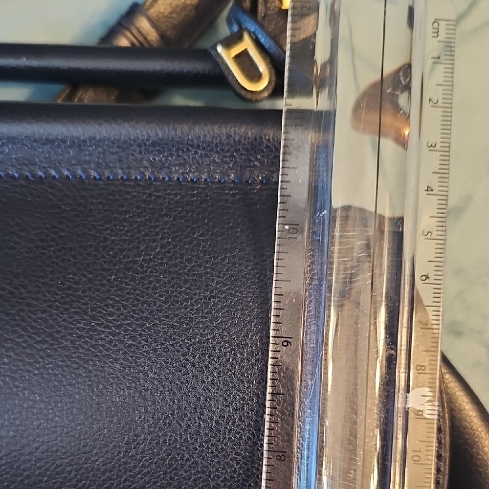 Authentic Vintage Delvaux Cerceau GM in Navy Blue Leather with Mirror *Stunning* - Picture 13 of 13